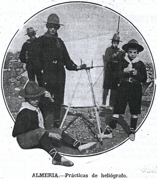 Archivo:Almeria practicas heliografo 1916.jpg